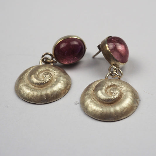 Ilett, Rebecca - Shell Earrings With Tourmaline