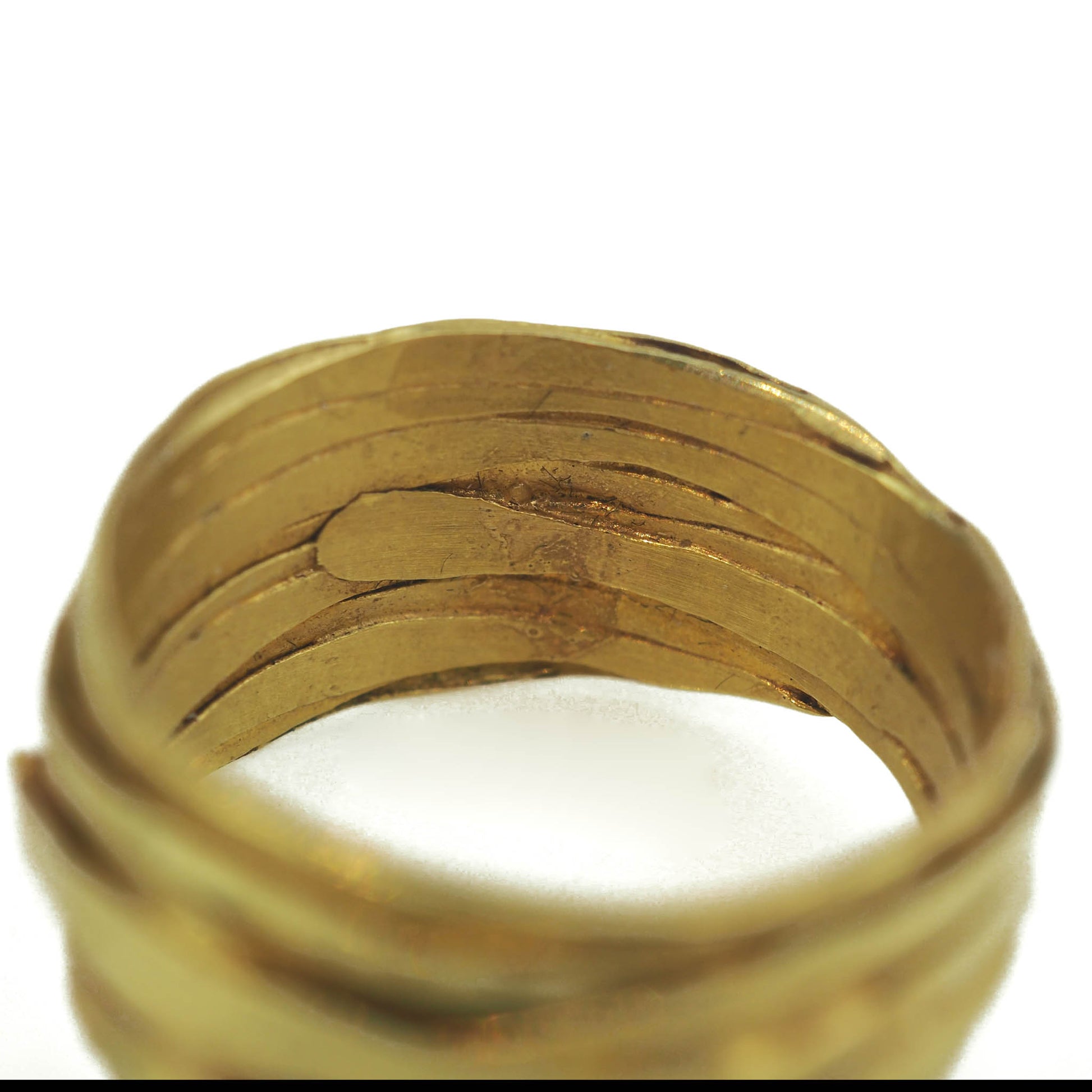 Carlow, Shimara – 18ct Gold Wrap Ring | Shimara Carlow | Primavera Gallery