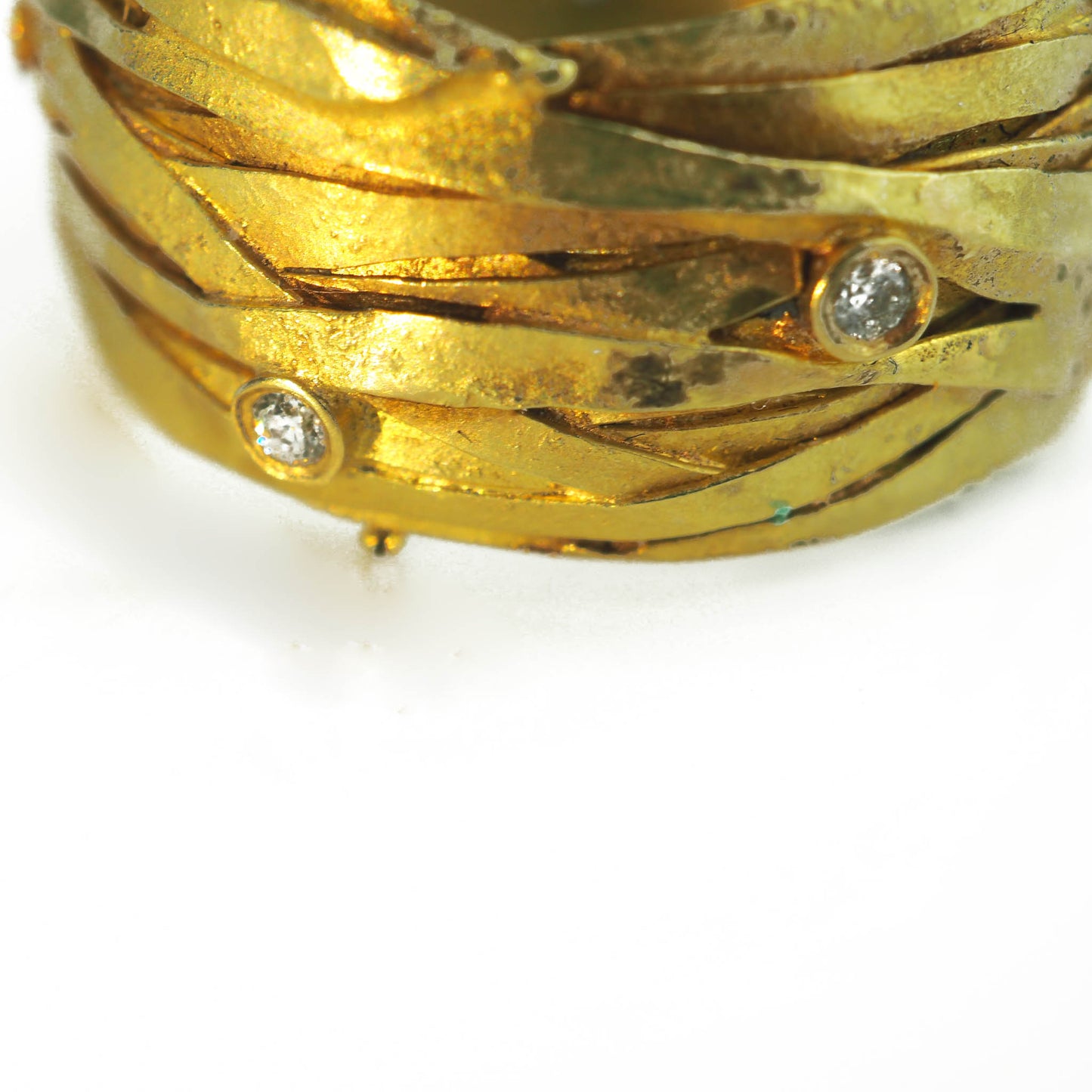 Carlow, Shimara – 18ct Gold Wrap Ring With Diamonds | Shimara Carlow | Primavera Gallery