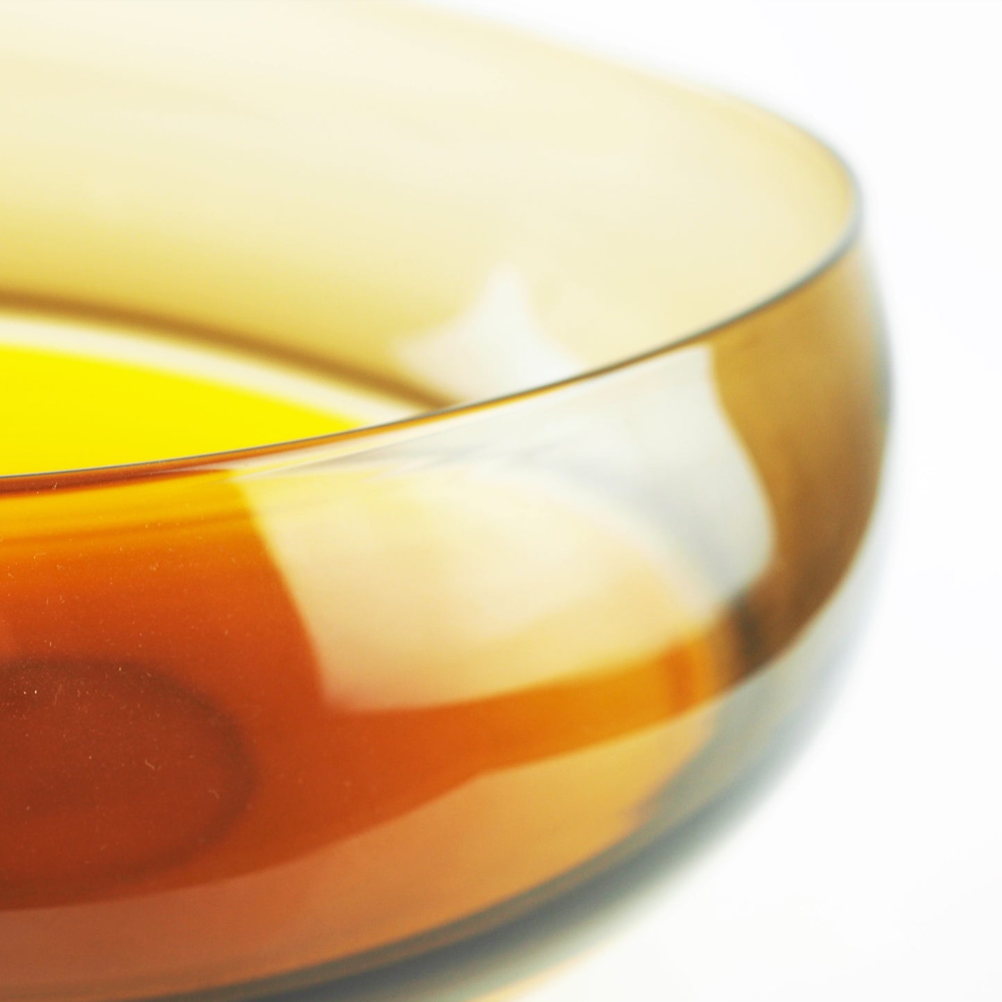 Hearn, Stewart – Yellow Glass Bowl | Stewart Hearn | Primavera Gallery