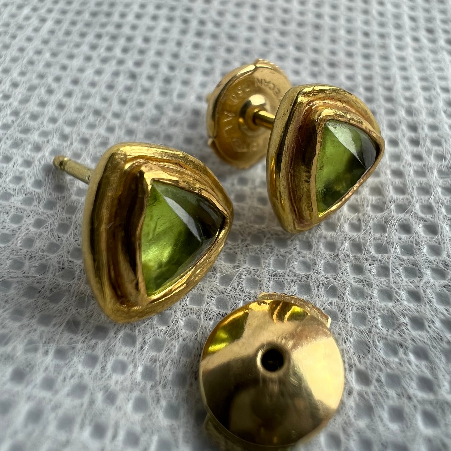 Harris, Charmian – Gold and Peridot Stud Earrings