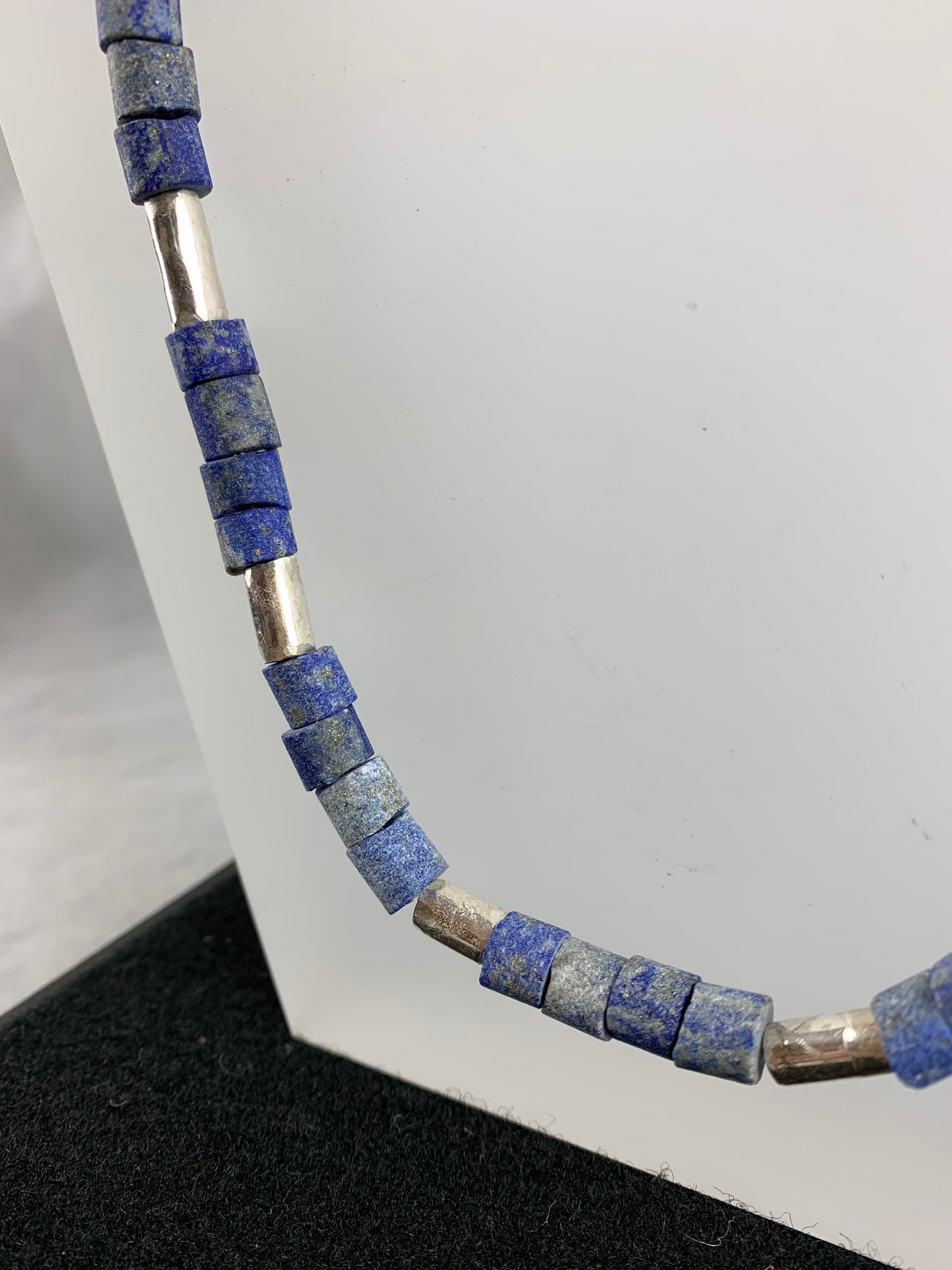Strover, Lynne - Lapis Lazuli and Silver Barrels Necklace